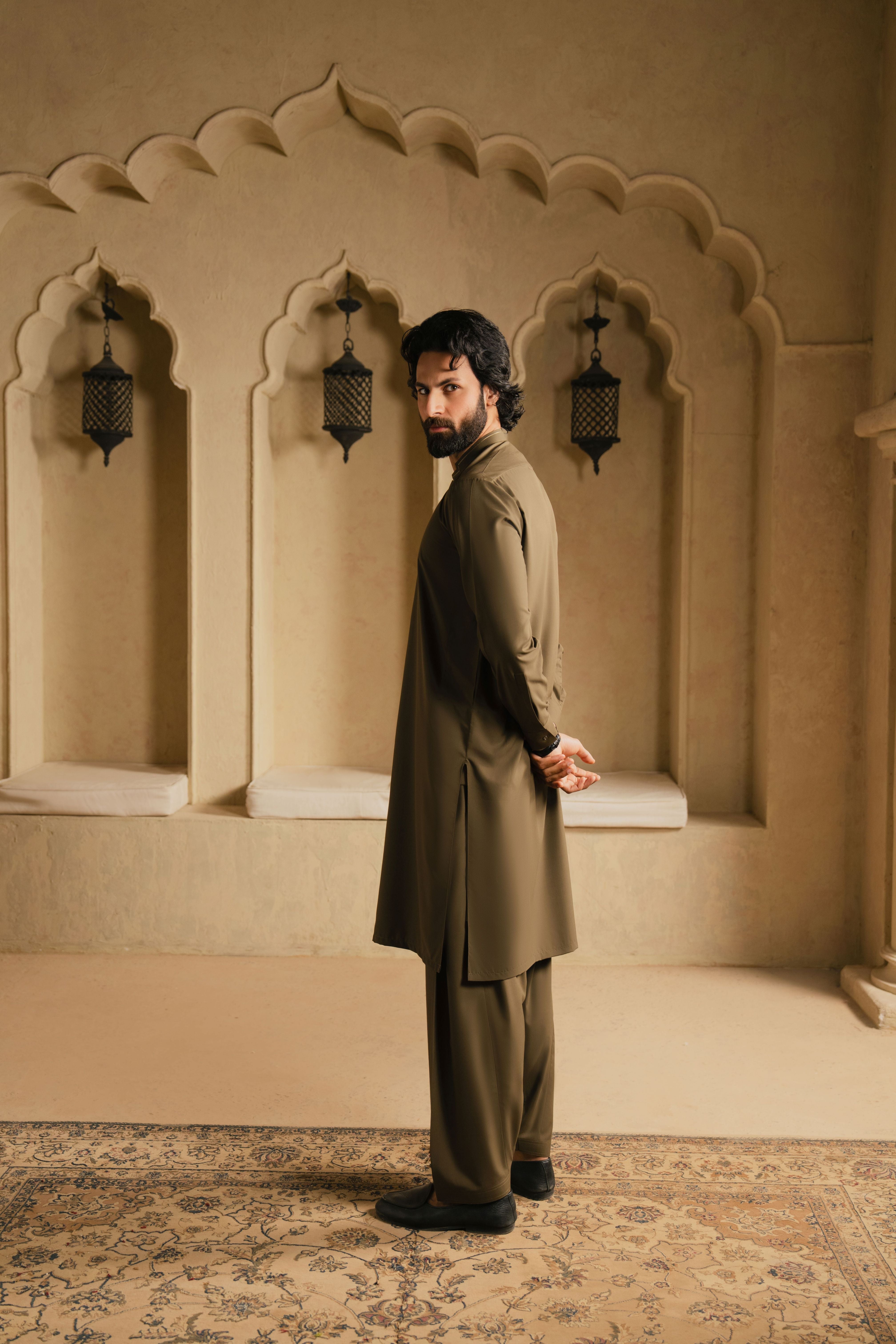 OSKAR OLIVE GREEN MENS STITCHED
